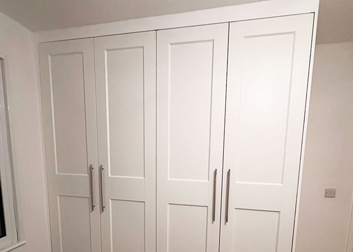 Fitted White Wardrobes in Lickey Hills